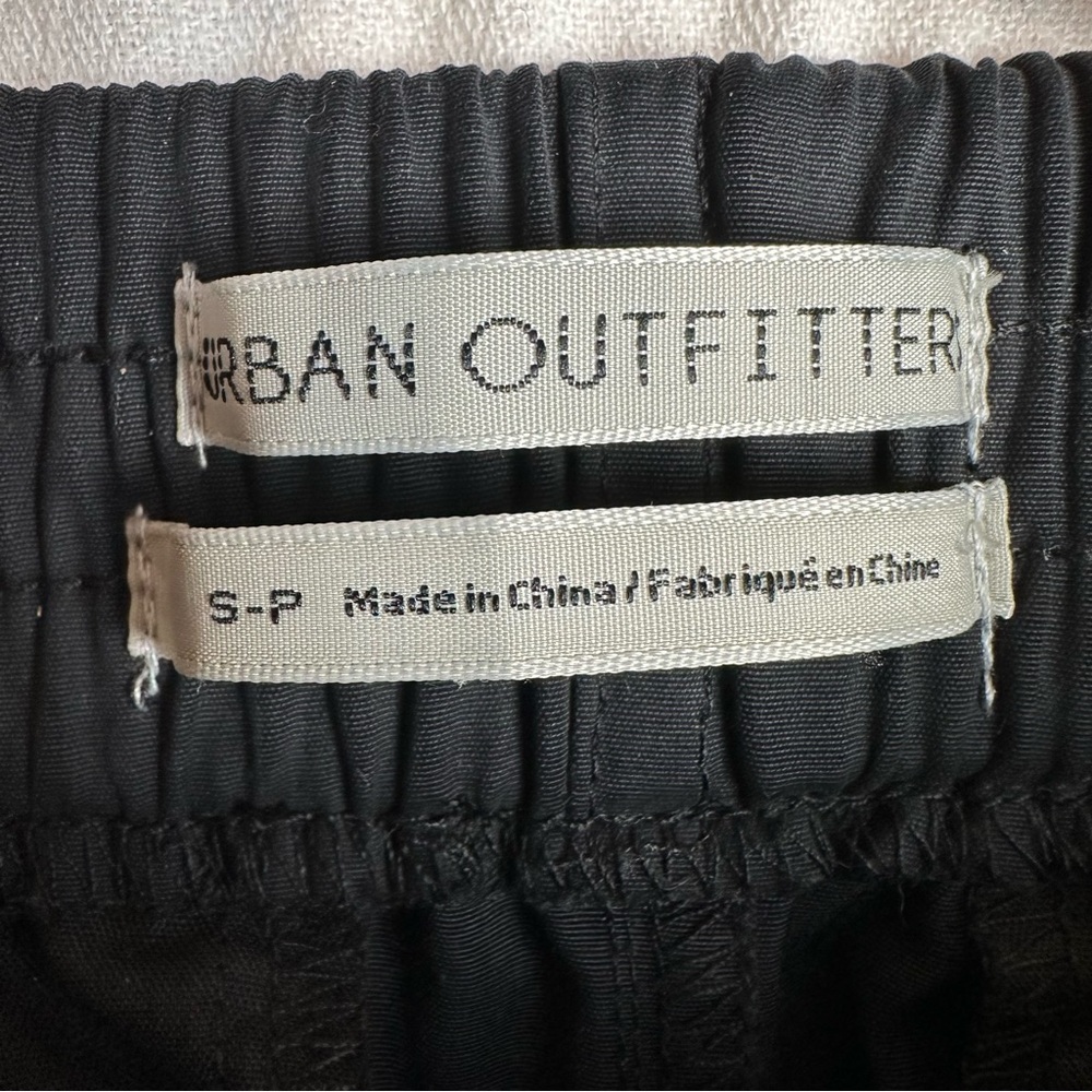 Urban Outfitters Pull On Cargo Drawstring Ankle Joggers - Picture 4 of 8